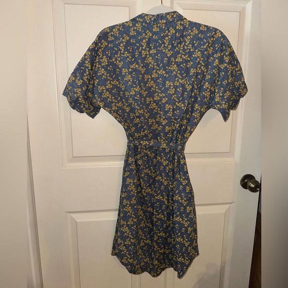 NWT Toad&Co Blue grey and Yellow Floral button front tie waist Mini Dress M - Picture 9 of 10